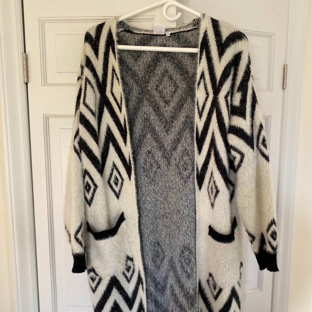 R Fashion Cardigan Sweater with Pockets